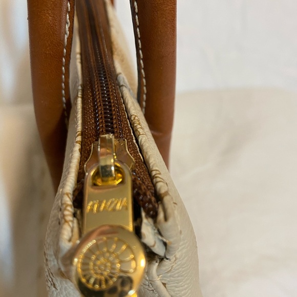 Kenzie Handbag - Picture 6 of 7